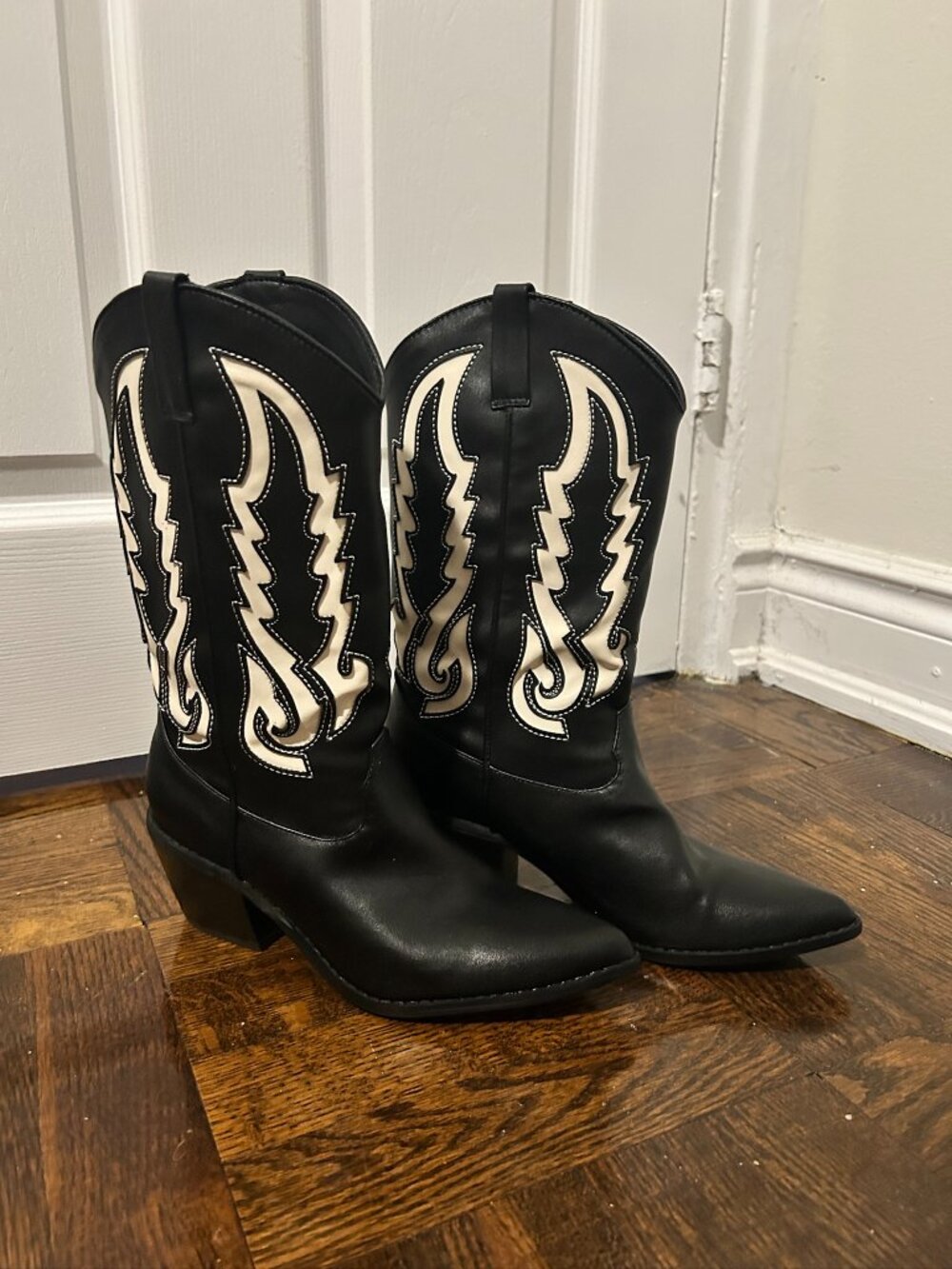 Billini Cowboy Boots - Size 6 - Picture 4 of 8